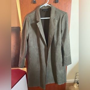 Dark green women’s trench coat with pockets